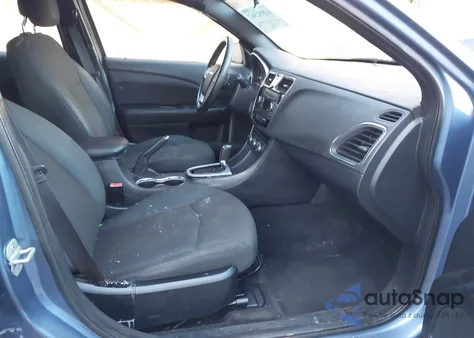 2011 Chrysler 200 Touring from USA, damaged, VIN 1C3BC1FG5BN552470